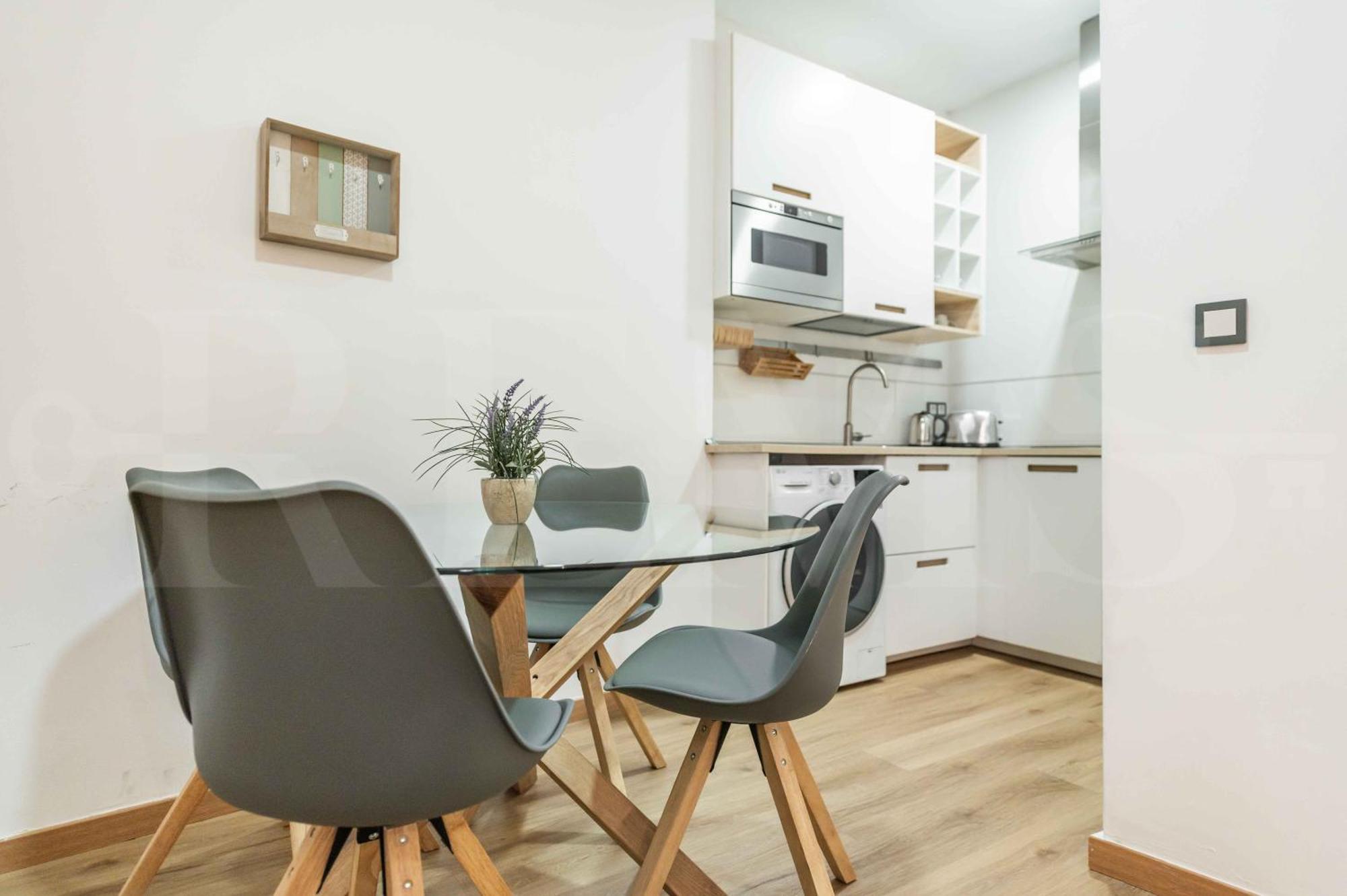 Relaxing With Parking - Center By Rems *