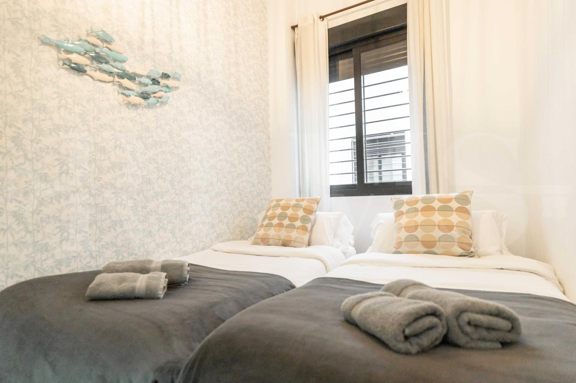 Relaxing With Parking - Center By Rems Apartamento